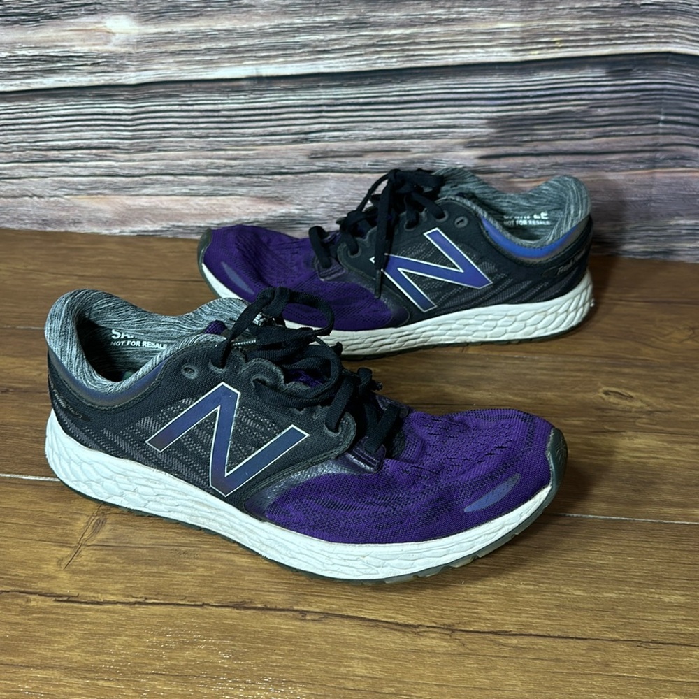 New Balance Boston Marathon 2017 Zante V3 Purple Black Women’s Size 9.5 Shoes